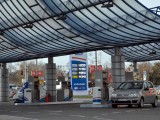 Naftaši brzi samo kada dižu cene goriva