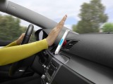 Novi nivo korišćenja telefona u automobilu