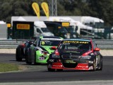 Lein racing na korak do trona 