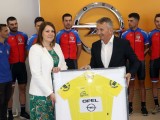 Opel uz srpske bicikliste
