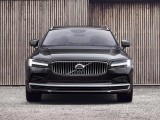 Volvo osvežio S90 i V90 