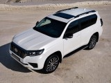 Jedinstveni Black Pack za Land Cruiser