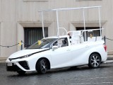 Toyota Mirai je novi “papamobil” 