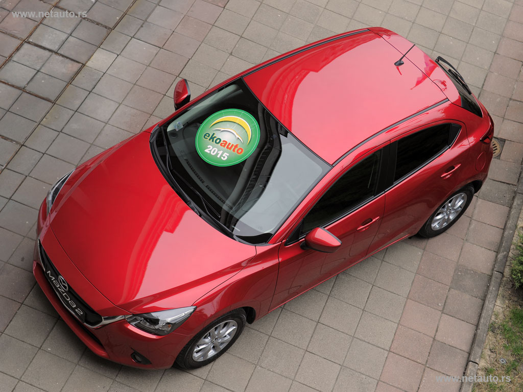Mazda2 EkoAuto 2015 