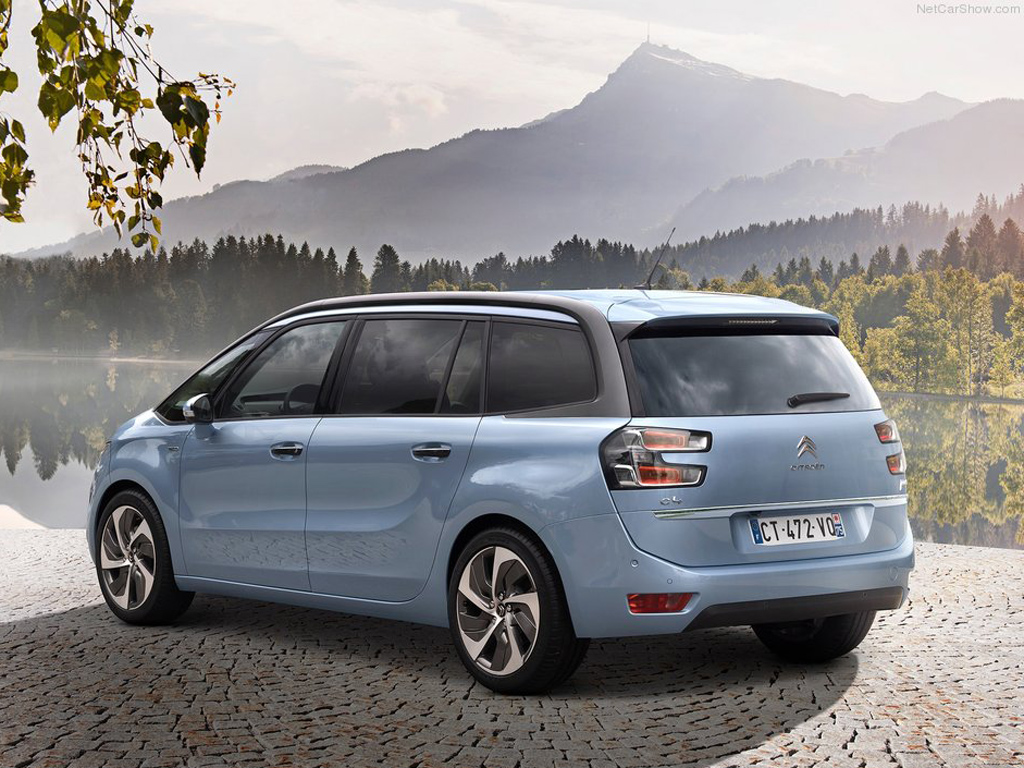 Citroen-Grand-C4-Picasso-03