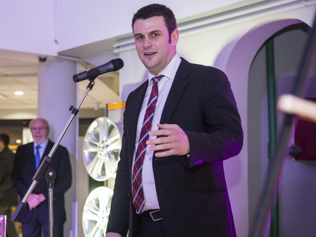 Miloš Komnenović