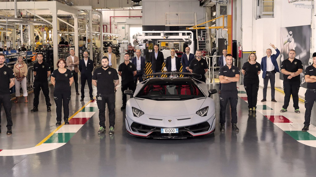 Aventador SVJ Roadster