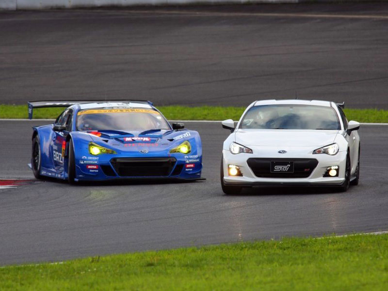 Subaru BRZ obe verzije